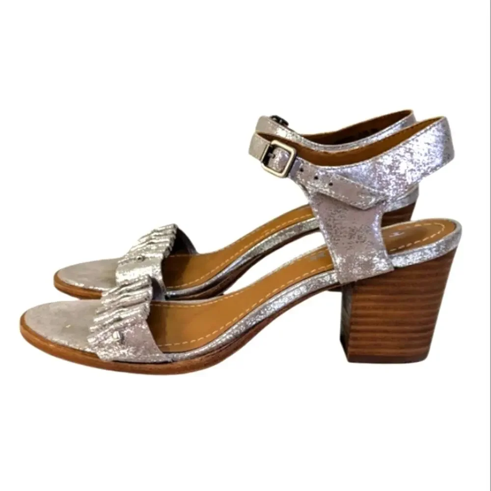 Trask Carrie Metallic Suede Sandals Size 7M  EUC $248    S3597